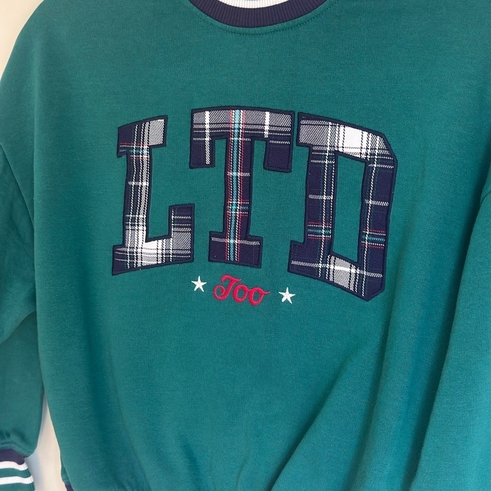 Limited Too - Girls - Crewneck Sweatshirt - Size Small (7/8) Green Plaid - Picture 3 of 9